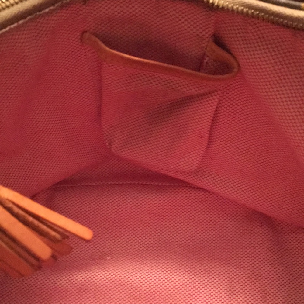 Designer Purse - Picture 5 of 6